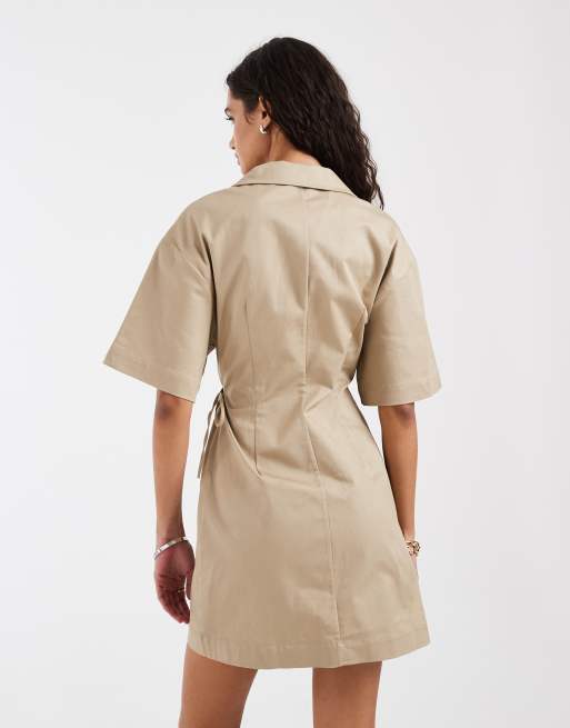 & Other Stories - Beige slå-om-minikjole i bomuld i utility-stil, 4 af 4