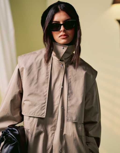 & Other Stories – Beige trenchcoat i midaxilång modell med justerbar krage, 2 av 5