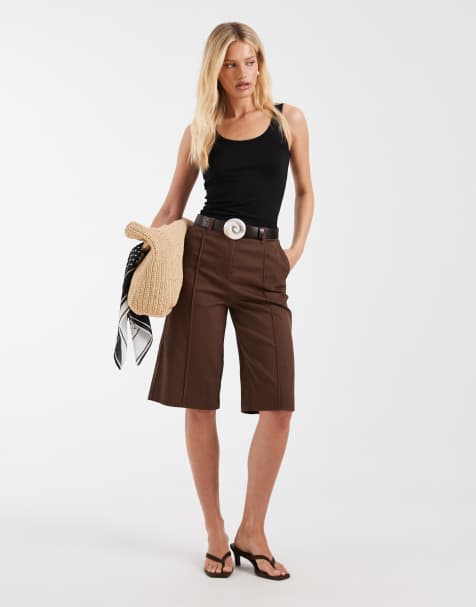 & Other Stories - Bermuda sartoriali a vita bassa in cotone marrone cioccolato - view 1