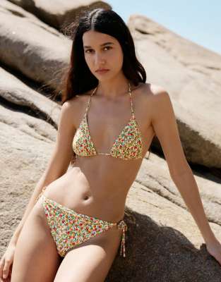 & Other Stories - Bikinibroekje met gestrikte zijkanten in fijne gele bloemenprint