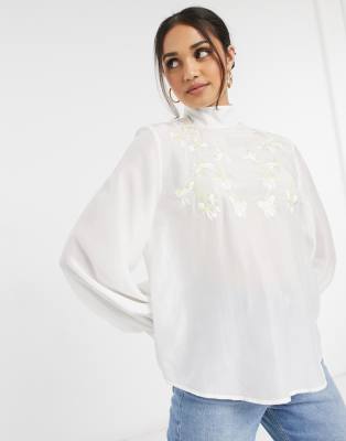 & Other Stories - Blusa con fiori ricamati color crema