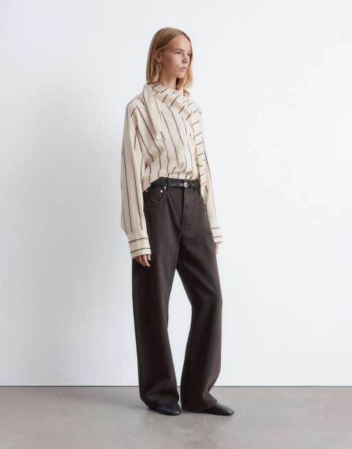 & Other Stories – Bluse in vintagebeige gestreift mit Schaldesign am Ausschnitt und weiten Ärmeln, 2 von 4