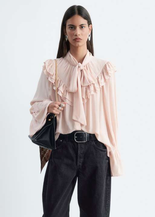& Other Stories Bluse mit Rüschen, transparent, mit Kragen und Schalbindung in Hellrosa, 2 von 4