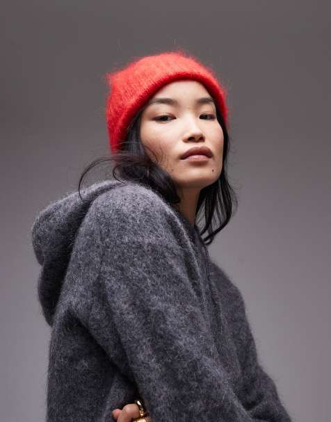 & Other Stories - Bonnet duveteux en laine et mohair mélangés de qualité supérieure - Rouge - view 1
