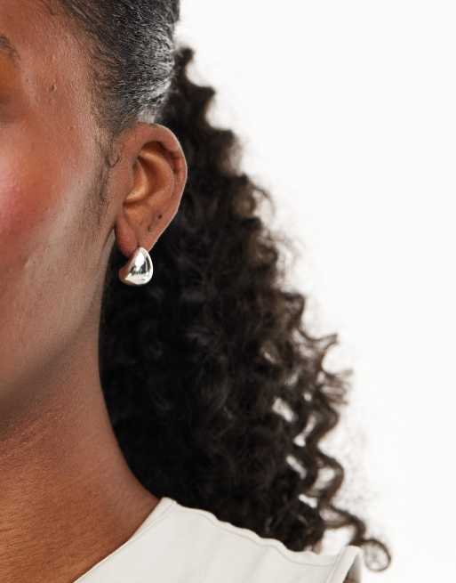 & Other Stories - Boucles d'oreilles à petit pendentif goutte d'eau - Argenté