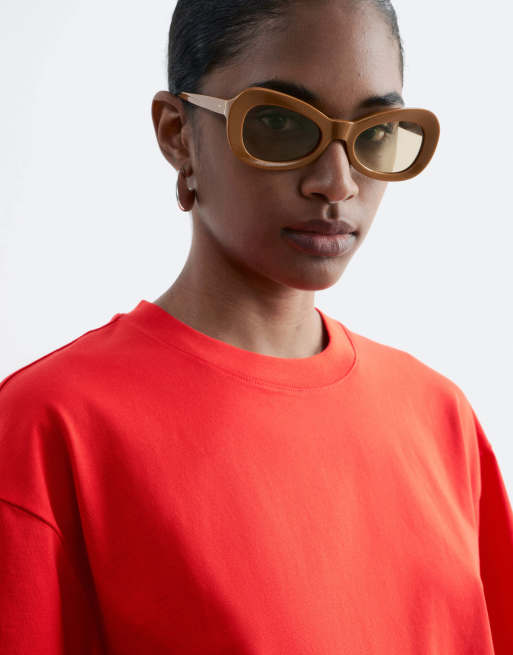 & Other Stories boxy oversized t-shirt in red, 2 of 4
