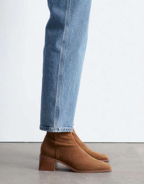 & Other Stories – Bruna, grova ankelboots i läder med klackar - view 1