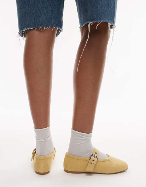 & Other Stories buckle strap ballet flats in buttermilk yellow suede, 3 of 4