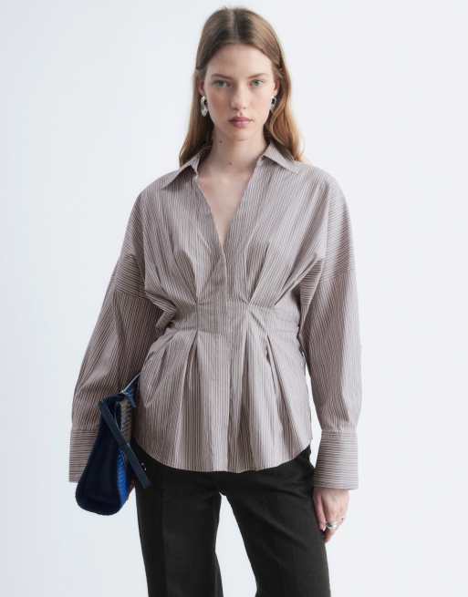 & Other Stories - camisa con cintura entallada y sobrefalda de raya diplomática gris, 2 de 4