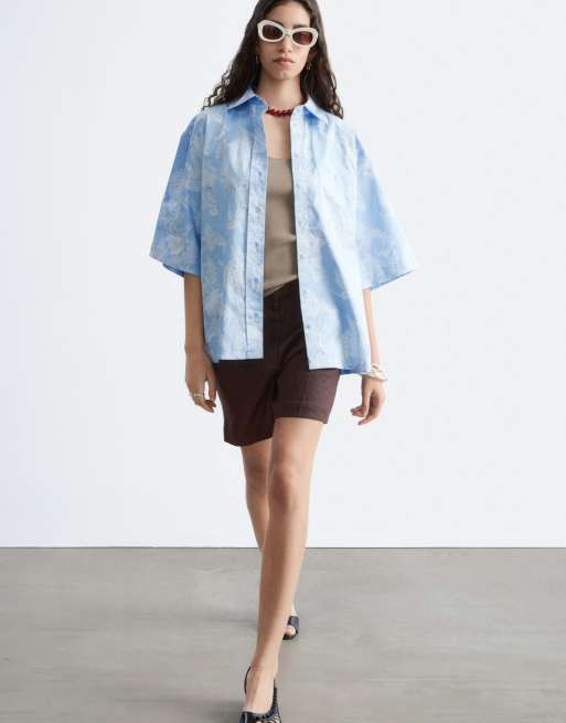 & Other Stories - Camisa resort azul claro de corte cuadrado con estampado floral de algodón, 4 de 4