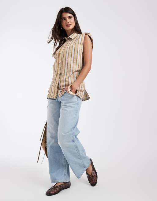 & Other Stories - camisa sin mangas abotonada con cuello en marrón, 2 de 4