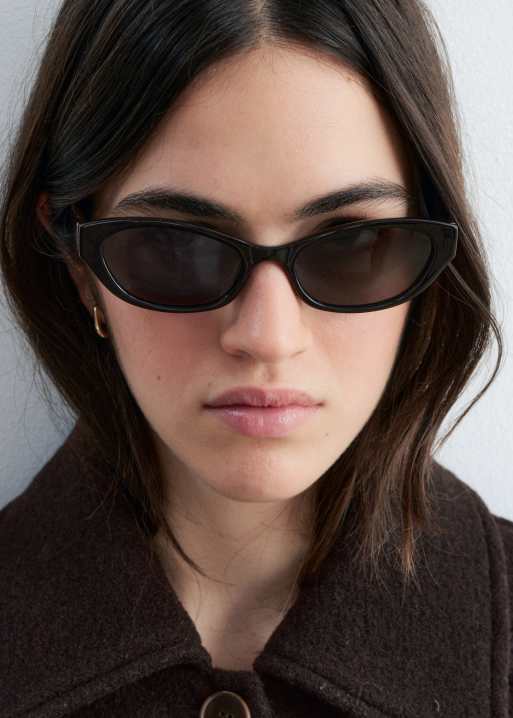 & Other Stories cat eye sunglasses in black, 4 of 4