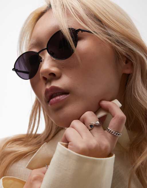 & Other Stories - Cat eye zonnebril met smal ovalen metalen montuur in zwart en getinte glazen