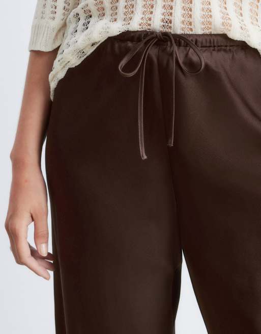 & Other Stories – Chokladbruna byxor i satin med vida ben , 3 av 4
