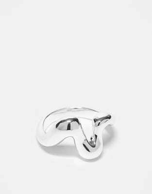 & Other Stories & Other Stories chunky abstract ring in sliver-Silver