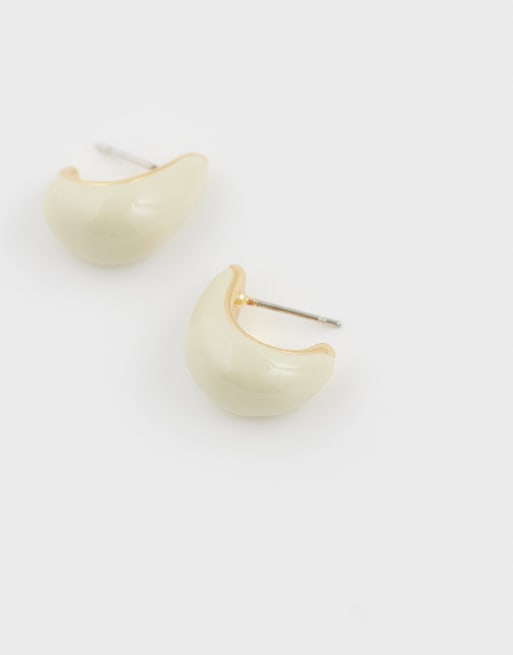 & Other Stories coated teardrop stud earrings in off white, 4 of 4