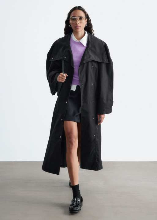 & Other Stories cotton blend trench coat with structured shoulder and funnel neck in black, 3 of 4