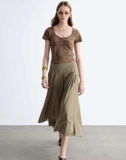& Other Stories cotton rich ruched short sleeve top in brown, 3 of 3