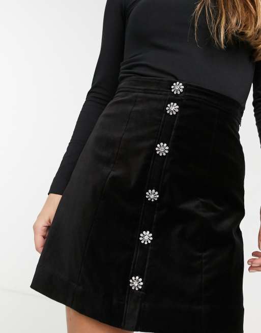 Black velvet button clearance skirt