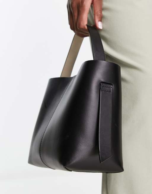 Black Bucket Bag