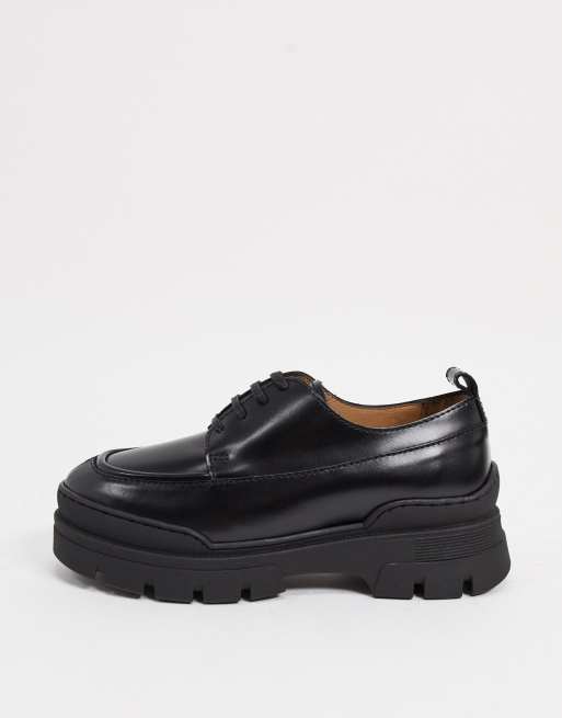 & Other Stories – czarne sznurowane loafersy na grubej podeszwie, 2 z 4