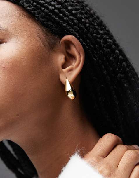 & Other Stories – Dreieckige Creolen in Goldoptik - view 1