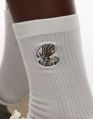 & Other Stories Embroidered Seashell Ankle Socks