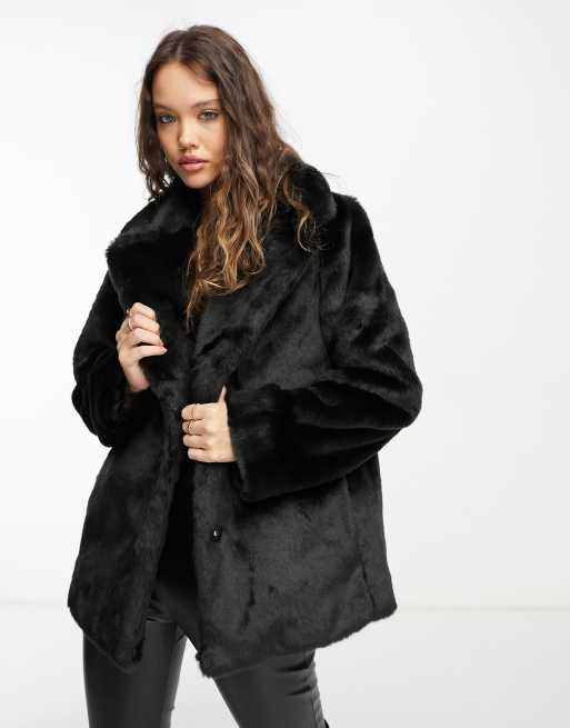 Faux fur 2025 coat short black