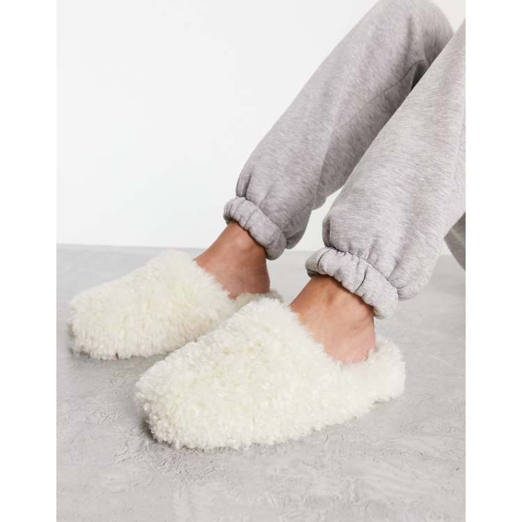 Slip on best sale shearling slippers