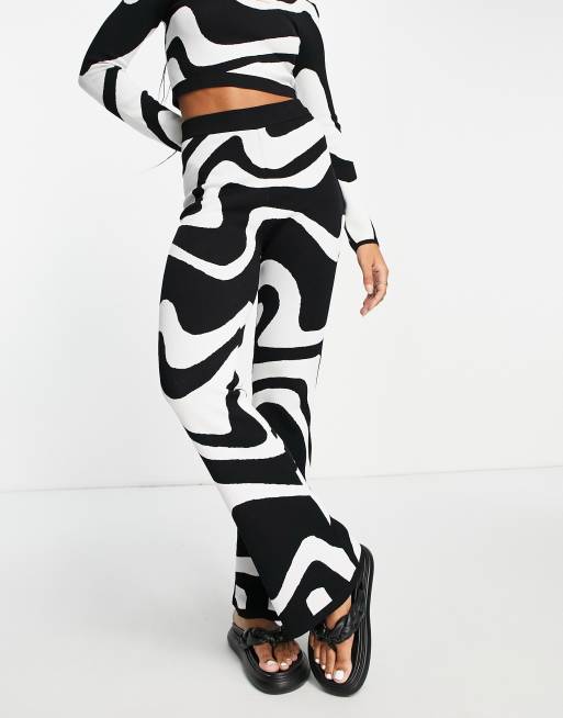 & Other Stories - Gebreide broek in abstracte print, deel van co-ord set
