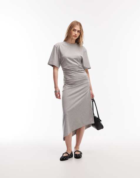 & Other Stories – Gerafftes Jersey-Midikleid in meliertem Grau mit asymmetrischem Saum - view 1