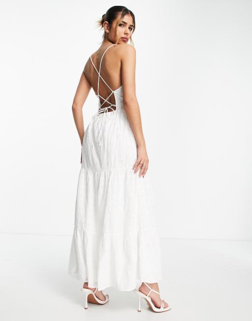 & Other Stories – Gestuftes Maxikleid in Weiß mit Stickerei, 2 von 4
