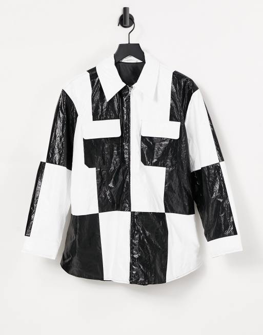 & Other Stories - Giacca in pelle sintetica a blocchi di colore nero e bianco