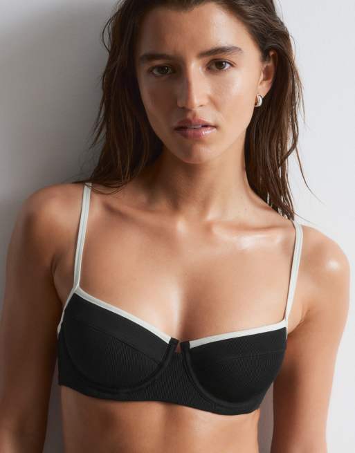 & Other Stories - Haut de bikini à armatures et bonnets préformés avec bords contrastants à assortir - Noir et blanc, 2 de 4
