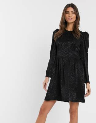 black wrap skirt short