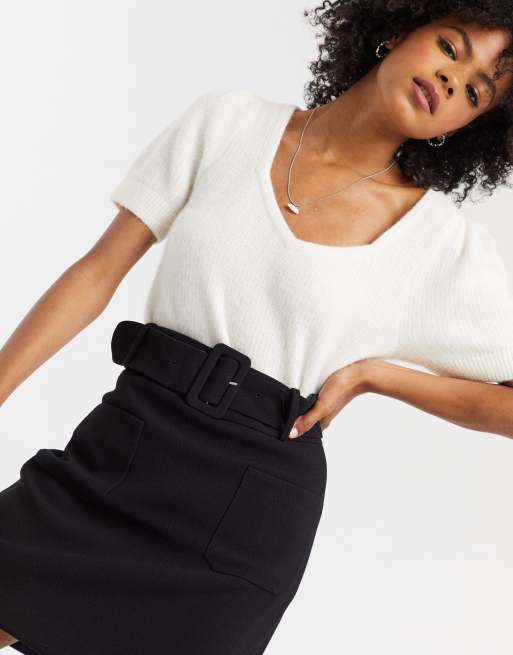 https://images.asos-media.com/products/other-stories-high-waist-belted-mini-skirt-in-black/21541271-3?$n_640w$&wid=513&fit=constrain