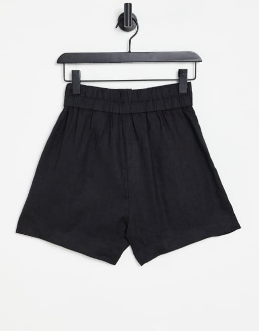 Black shop linen shorts