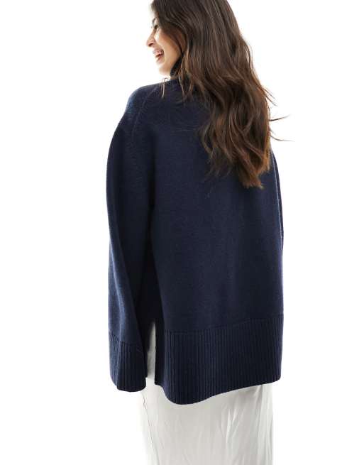 & Other Stories – Hochgeschlossener Oversize-Pullover aus Merinowolle und Baumwollmix in Dunkelblau, 3 von 4