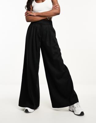 & Other Stories – Hose mit weitem Schnitt in Schwarz, Kombiteil