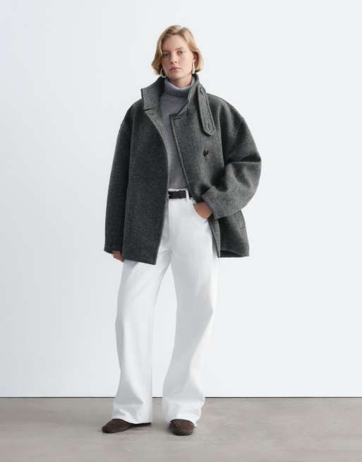 & Other Stories Jacke aus Woll- und Kaschmirmix mit kurzem Stehkragen in schwarzem Fischgrätmuster, 2 von 4