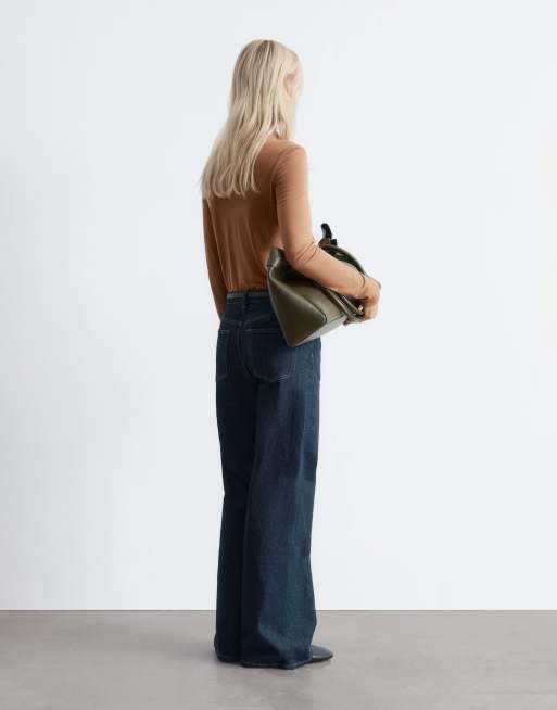 & Other Stories – Jeans in indigoblauer Rinse-Waschung mit mittelhohem Bund und weitem Bein, 2 von 4