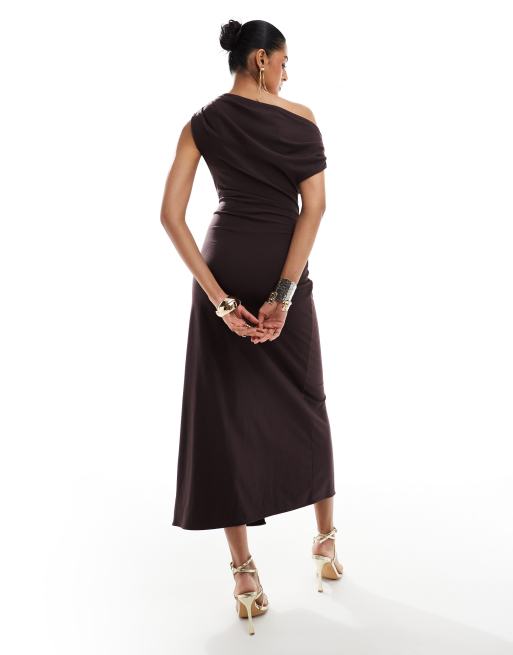 & Other Stories jersey midi dress with drape wrap clasp and asymmetric off shoulder in dark brown, 4 of 4