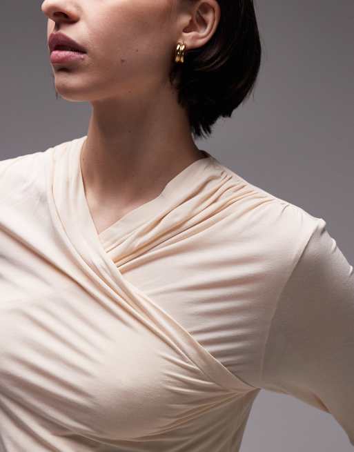 & Other Stories - Jersey top met gedrapeerd wikkeldetail in beige, 3 van 4