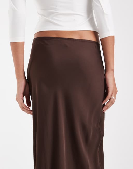& Other Stories jupe midi en satin marron chocolat, 4 de 5