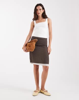 & Other Stories - Knielanger, gepunkteter Rock in Braun-Brown