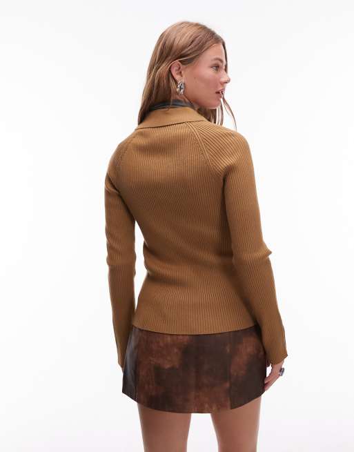 & Other Stories knitted rib fitted polo top with mixed fabric collar in dark beige, 4 of 4