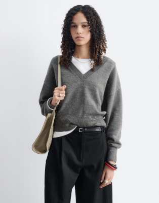 Grey 4