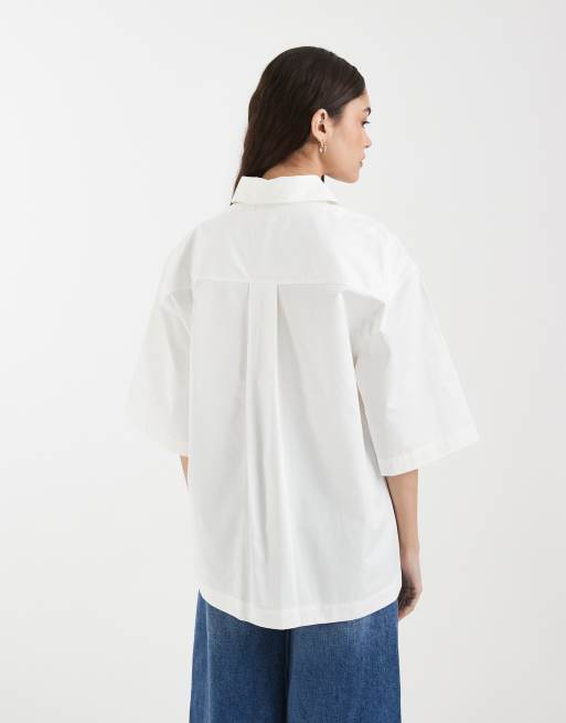 & Other Stories – Kurzärmliges Oversize-Freizeithemd aus reiner Baumwolle in Weiß mit Taschen vorne, 4 von 4