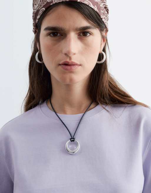 & Other Stories – Kurzärmliges Relaxed-Fit-T-Shirt in Flieder, 3 von 4