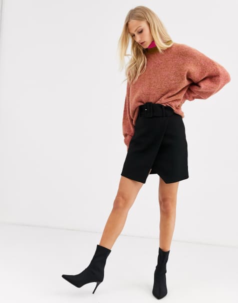 & Other Stories – Kurzer Wickelrock mit Gürteldetail in Schwarz